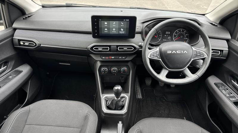 Dacia Sandero Photo cohere-a7a032db1beee6c6eec3663e4c3ac4abf83a46e7.jpg