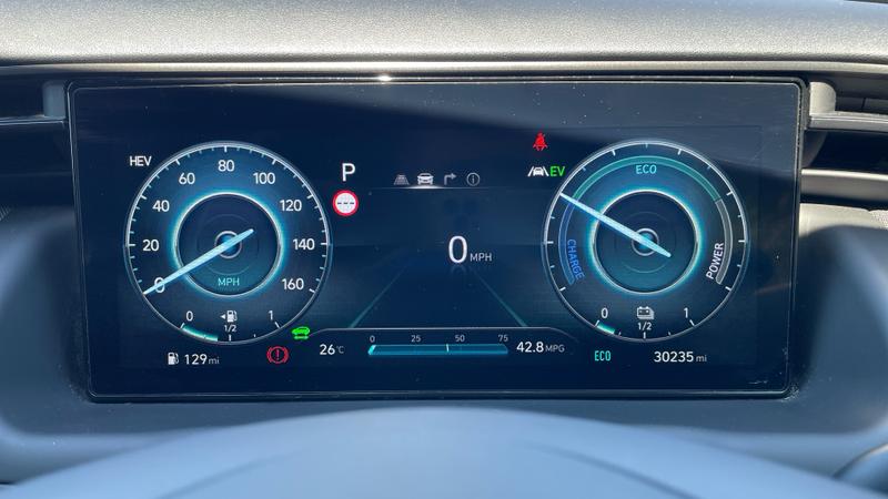 Hyundai TUCSON Photo cohere-a8a0820a7dd3419a7786e788cc8c4b8161f608fe.jpg