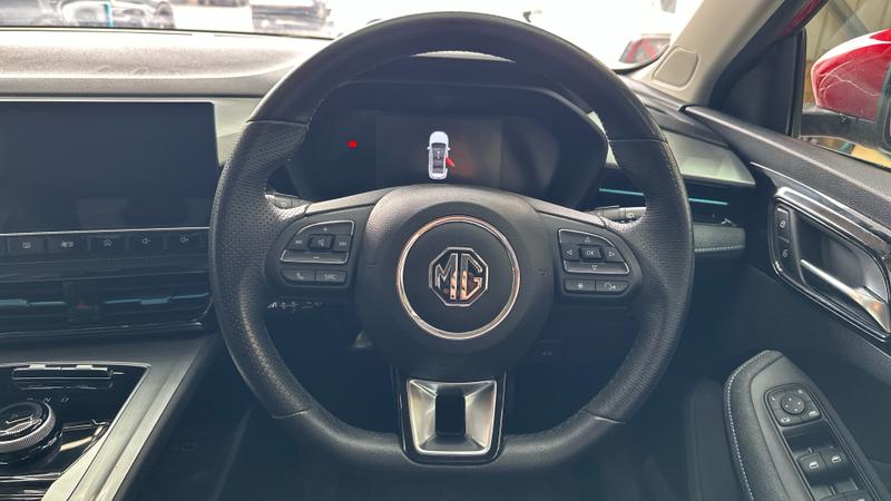 MG MG5 Photo cohere-a8a6b684d4d57b9ae7509ec047f10c0dc688e9c1.jpg