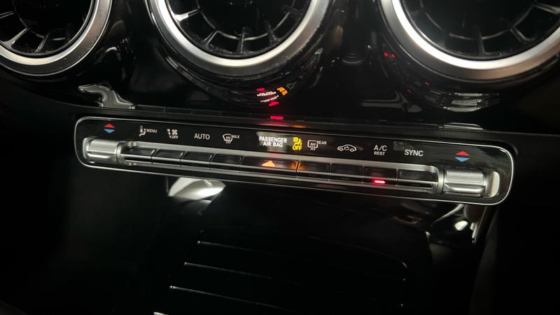 Mercedes-Benz A CLASS Photo cohere-a8e2aab94925532b7b3811256961b858ae1b2745.jpg