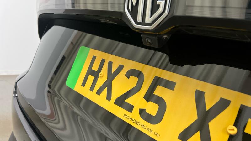 MG MGS5 EV Photo cohere-a932ac6553e49666edcdd1d2da6da9bc3d36dde5.jpg