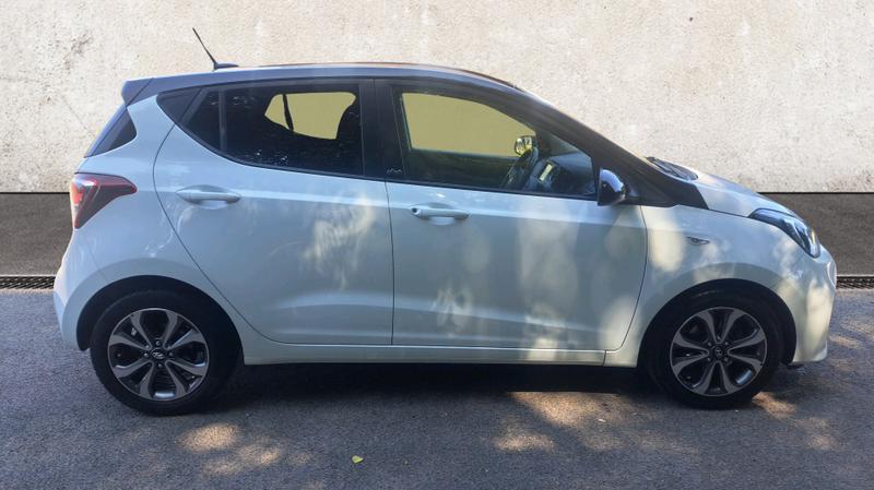 Hyundai i10 Photo cohere-aa52d732c111bf99d40f5483999baebeef659764.jpg