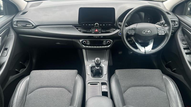 Hyundai i30 Photo cohere-aa6a0b70abab259958ae3b534cec1ec3168626fa.jpg