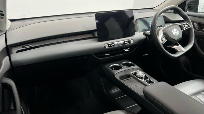 MG MGS5 EV Photo cohere-aab6369cde5c4fedae4ff7cd3e2b11fd04267feb.jpg