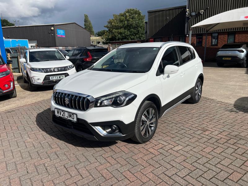 Suzuki SX4 S-Cross Photo cohere-abd784b7605ce1440fe920d2778a8f7b8550b6b1.jpg