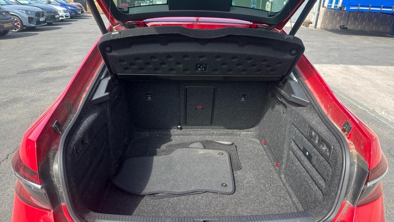Skoda SUPERB Photo cohere-ac0a3d6a6f4bbd00fb2cf62c50dd84228ef3eea0.jpg