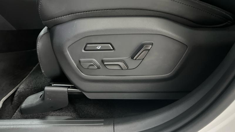Hyundai Santa Fe Photo cohere-ac27740dac781424093bde0f3fe32745b122dfcc.jpg