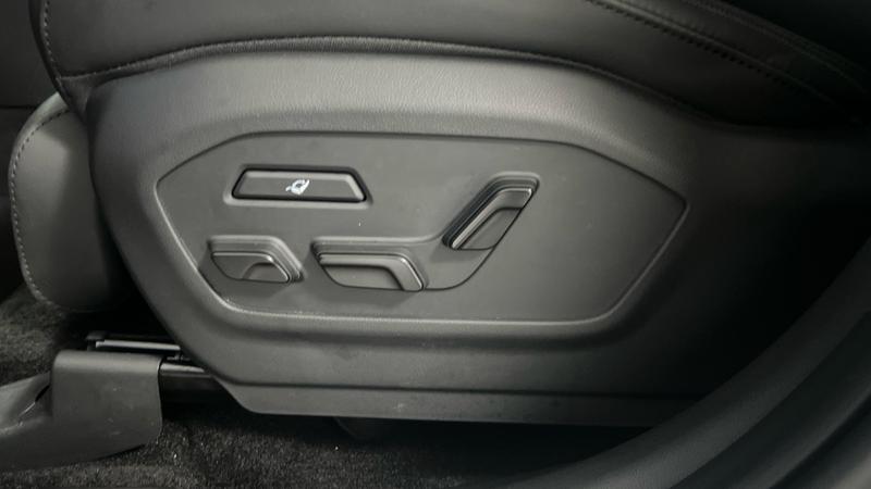 Hyundai santa fe Photo cohere-acc725431ab8e252595a67243a96ce33c80b44e6.jpg