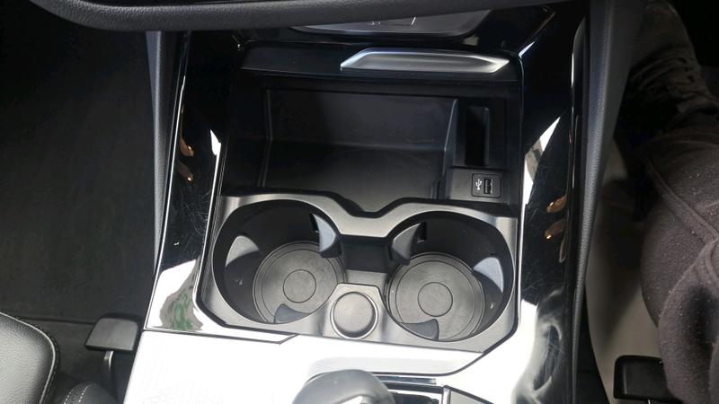 BMW X3 Photo cohere-ad2d9ef16af20c2b80e9794b126742b80b8f5daf.jpg