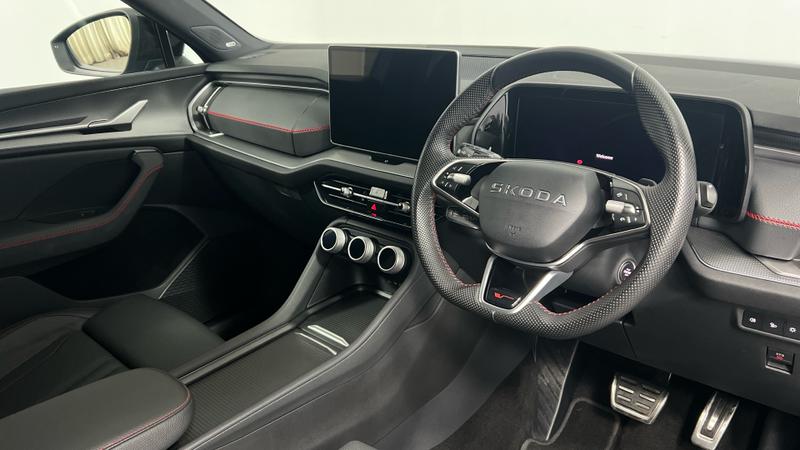 Skoda Kodiaq Photo cohere-ad305a7cc6536cdda0bb90e7009bfe11b6b3b49a.jpg