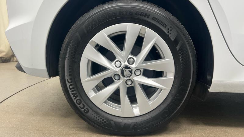 Skoda Fabia Photo cohere-ad409e63ba66692781dad70b0af0b9d241e3b7d7.jpg