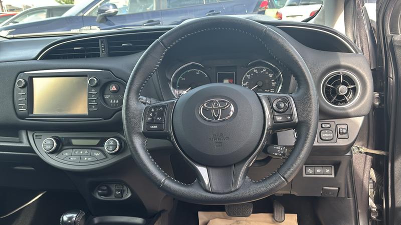 Toyota Yaris Photo cohere-ad5856b91f5cf7129bb89102ae36dcf39a78404e.jpg