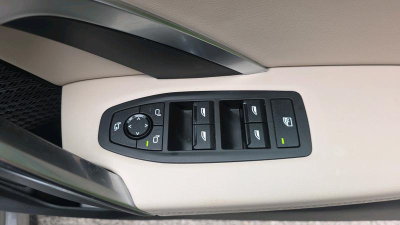 BMW X1 Photo cohere-ae1ade3fd1949862b10c53aee747d7e11ebef114.jpg