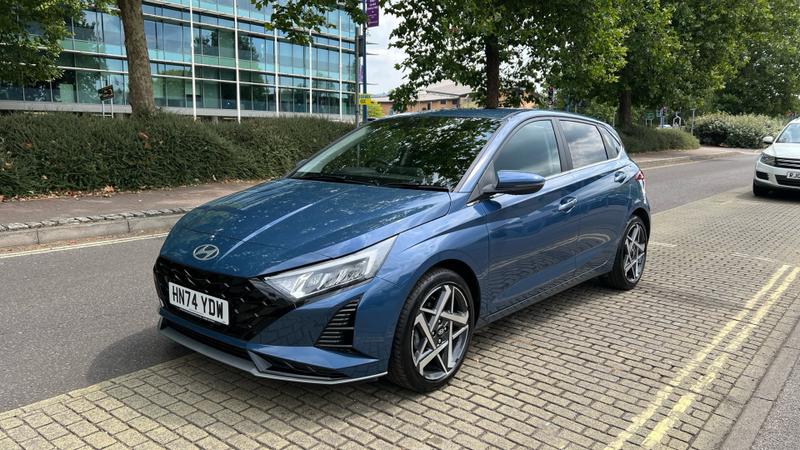 Hyundai i20 Photo cohere-ae4049bd16ed9dfe6b8de97fb0fd597e14f7a56a.jpg