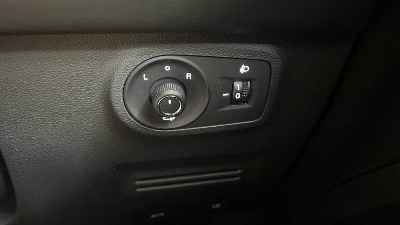 MG ZS Photo cohere-ae4b8c83cf74ec4c91509e519774d4d7cd8c733f.jpg