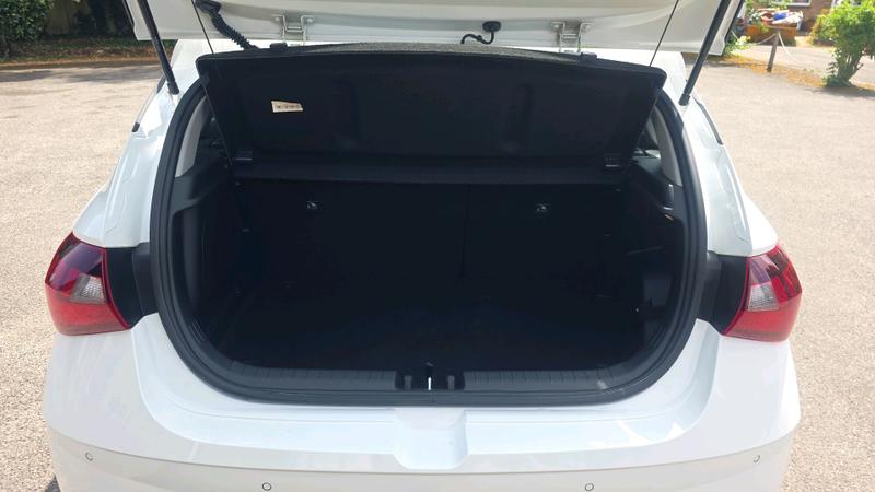 Hyundai i20 Photo cohere-ae717043bc4d140dd0da471901a454ecb37d18cd.jpg