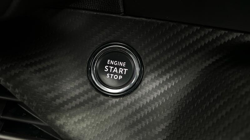Peugeot 208 Photo cohere-ae9c3e25820336dea6c1391c69eead0331e12d9c.jpg