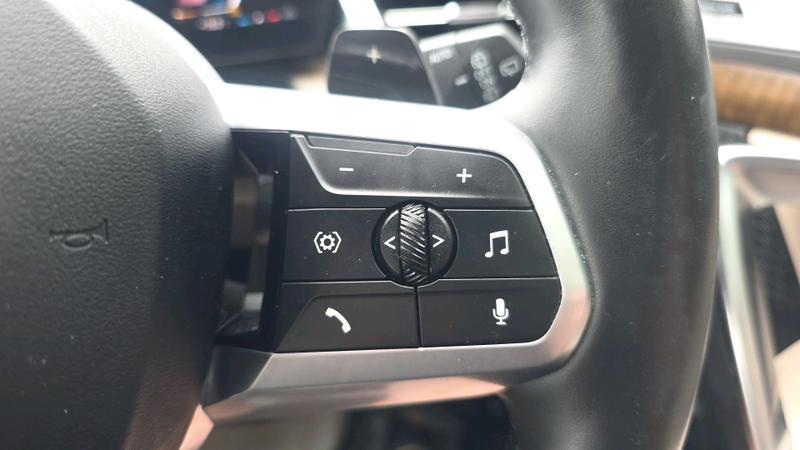 BMW X1 Photo cohere-aee6428fc05ed84bdd4741a139c0c93c073fd1a4.jpg