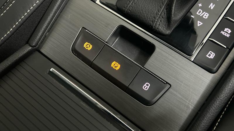 Skoda SUPERB Photo cohere-af2d215860f66396f02df763500273a674eae2b9.jpg