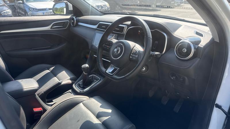 MG MG ZS Photo cohere-b092bba20478b6e72427768489cae6cf66d7a599.jpg