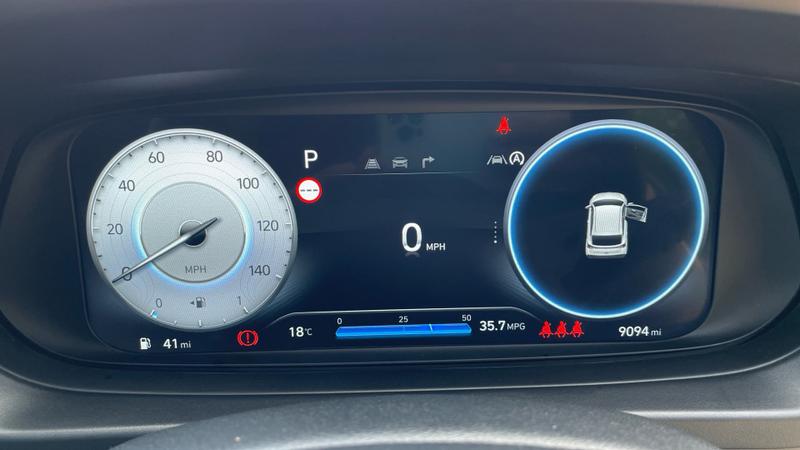 Hyundai i20 Photo cohere-b0ec5c3873deffb6d7d58ac2d4b9cc48f1f22f57.jpg