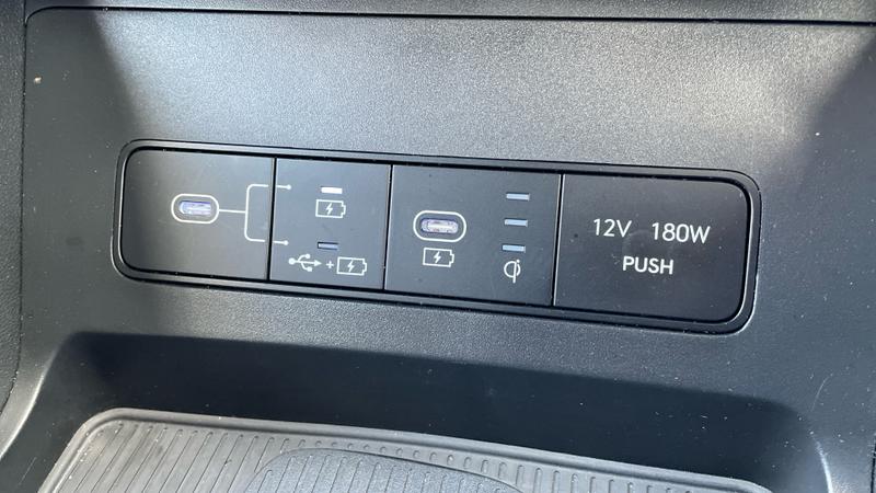 Hyundai TUCSON Photo cohere-b126843c3d7bf67b5f1958419a328dad21c1e9ad.jpg