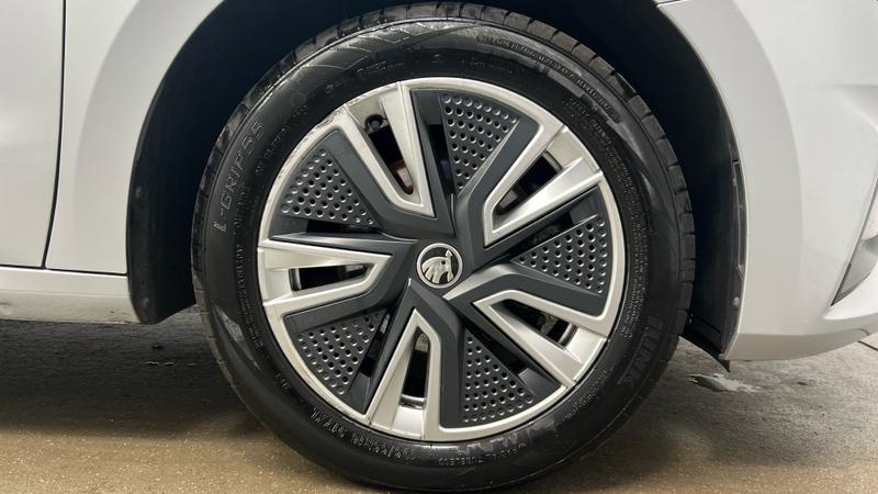 Skoda FABIA Photo cohere-b1281ec878a3e6b8b296f62155f11716c76569f7.jpg