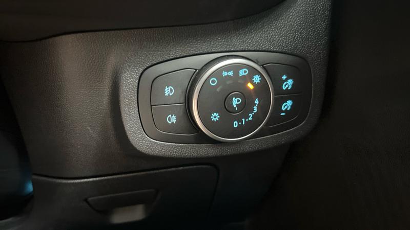 Ford FIESTA Photo cohere-b158e54e3bd21abd32bee25979f5a194041e5dc5.jpg