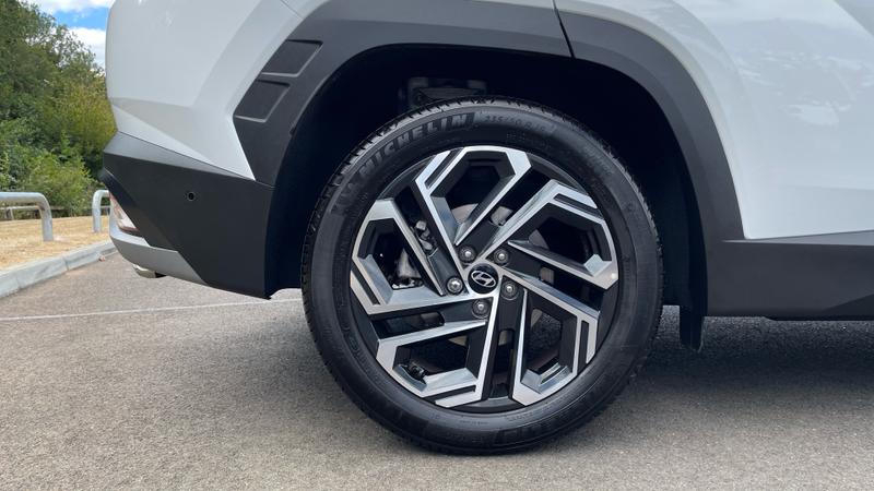 Hyundai TUCSON Photo cohere-b1c8f70e12eac39ab332b0a35b5164d676b39686.jpg
