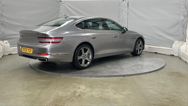 Genesis G80 Photo cohere-b1caaccf4b49175a842390568250bbca83e21e75.jpg
