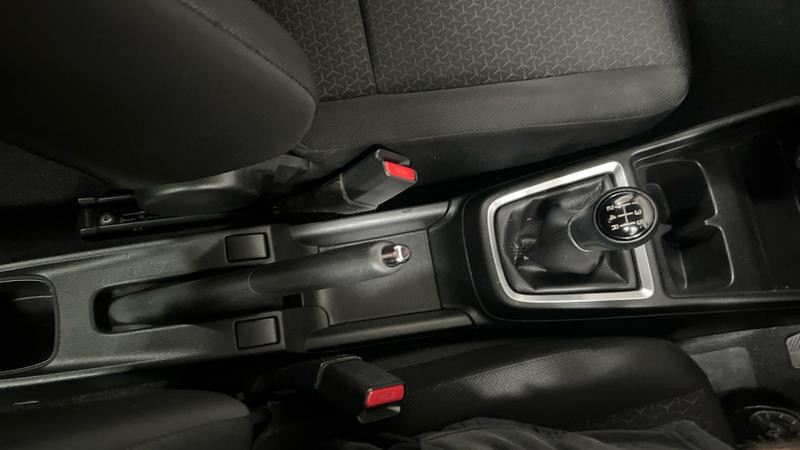 Suzuki SWIFT Photo cohere-b2427b2ab500ef02125f415180743f7860e72dde.jpg