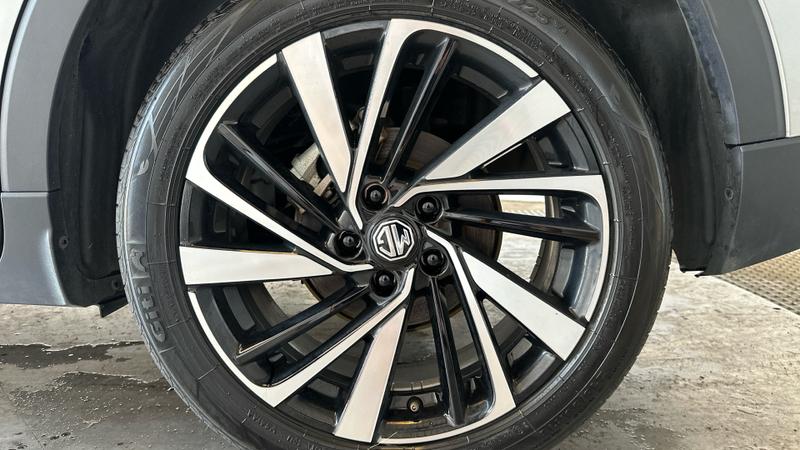 MG ZS Hybrid+ Photo cohere-b2c3e5f1ec0adee87ec4ca0550e7dbc28bfa1d87.jpg