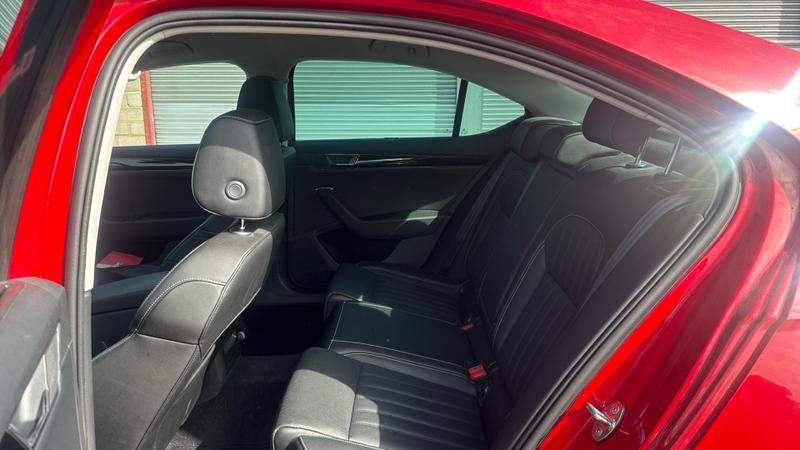Skoda SUPERB Photo cohere-b2f5212f6fd18345153fa02780430e184a25f1e5.jpg