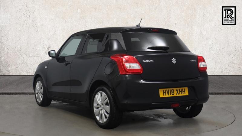 Suzuki SWIFT Photo cohere-b39d895797d3b3f5ed66f54639922c3fdde7060c.jpg