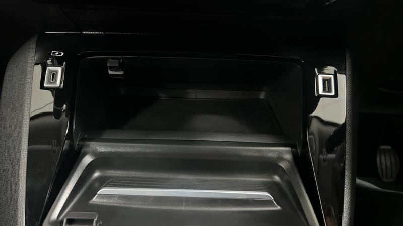 Peugeot 2008 Photo cohere-b3d7e550cfb87a9ede6e6520fc1f3a748c9b227e.jpg