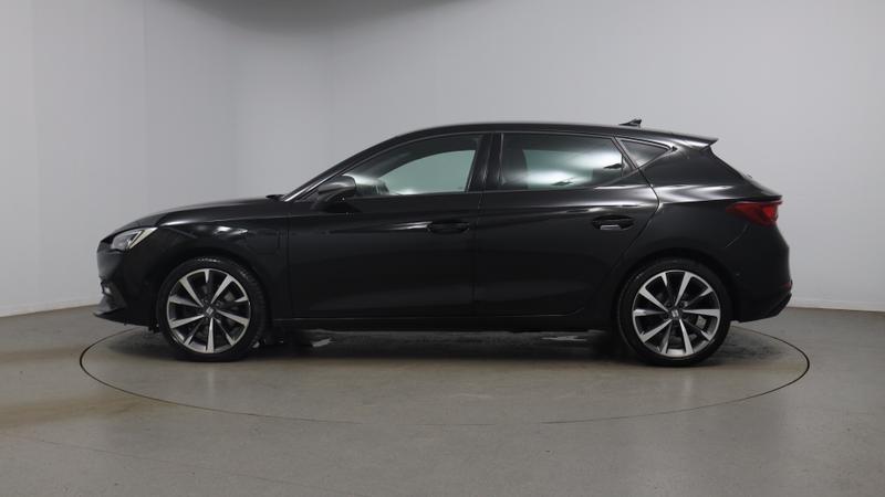 SEAT LEON Photo cohere-b456a564a8c367d001ba242b649f82e1690694b4.jpg