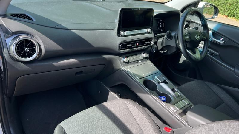 Hyundai KONA Photo cohere-b588fd3641767dab721e539ede35f8d82f894e36.jpg