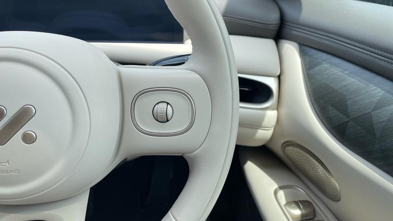 MG IM5 Photo cohere-b595265b2528d460ce044b63962b55d4ae50ce82.jpg