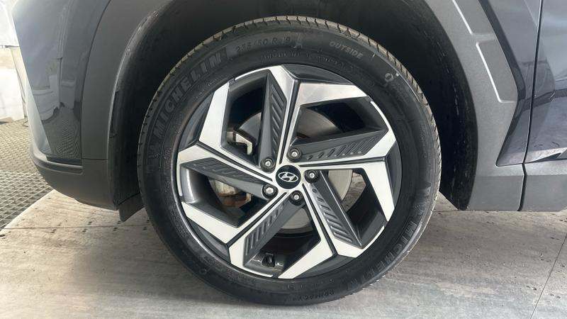 Hyundai TUCSON Photo cohere-b5a3889e66bc2b32c5d618dde2dbc0bfb10bd795.jpg