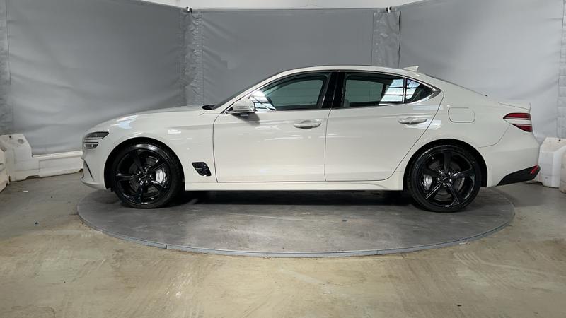 Genesis G70 Photo cohere-b5a8d74f05d6da8baf635bc715fcab39ad162269.jpg