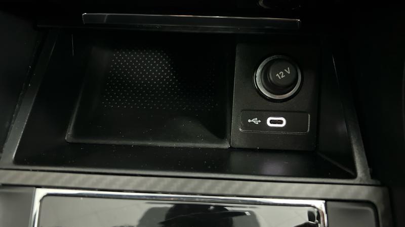Skoda SUPERB Photo cohere-b5a8fdcab35bcae05a90d1f160e9d755817d6402.jpg