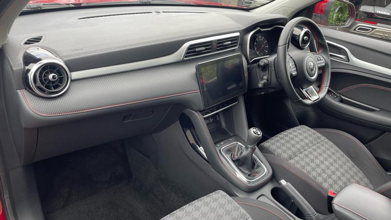 MG ZS Photo cohere-b615a009a4c2404a2875f2471a1d635e241418f8.jpg