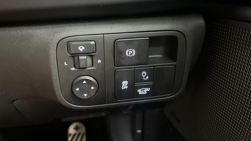 Hyundai IONIQ 6 Photo cohere-b62bd3e2b5380795ade2b46f8c65babeb2394dd6.jpg