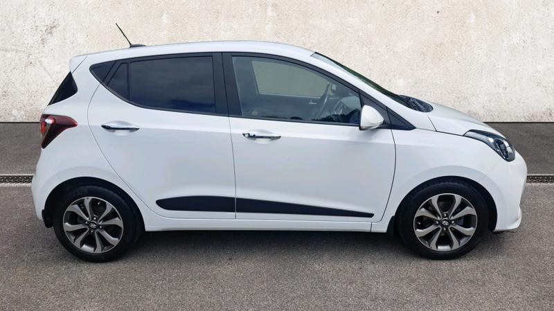 Hyundai i10 Photo cohere-b68c80b42c36d7bf6114de6b32f5e9c097e4863d.jpg