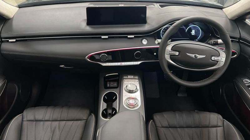 Genesis GV70 Photo cohere-b7828fcf63b66d8cb16a5c5fddc62f2c1e048e49.jpg
