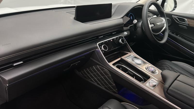Genesis GV80 Photo cohere-b78f03744e40cdb51aa1666e7f106f3e18a59f44.jpg
