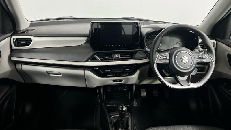 Suzuki SWIFT Photo cohere-b7f54aae50b1836fb8eeb85c847e230ae25524c4.jpg