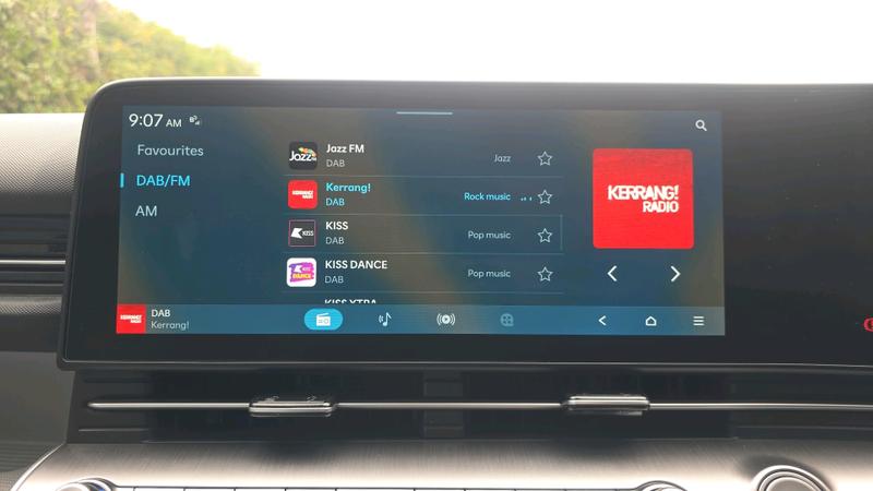 Hyundai KONA Photo cohere-b8d7b1d8df59bd1ae7e75e969c8faebdf2f76608.jpg