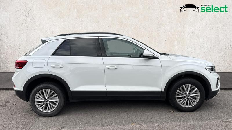 Volkswagen T-Roc Photo cohere-b93b2957b8a29c62ef6c48bf360986385ec86122.jpg