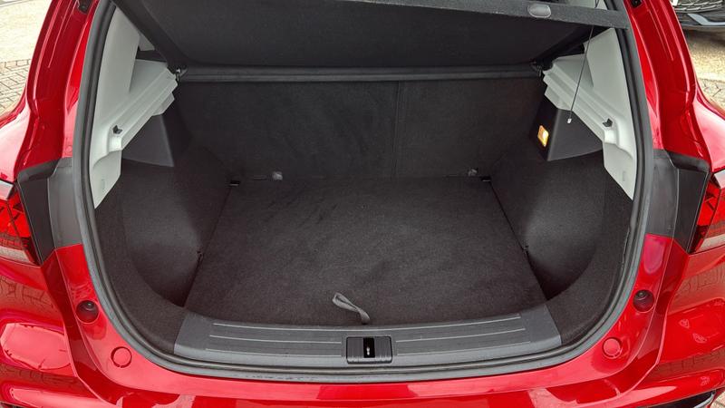 MG ZS Photo cohere-b943f6fe8de685357d27ff4d54dde38189b369a5.jpg
